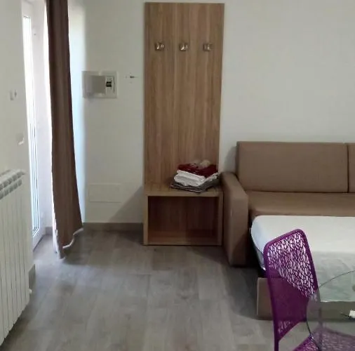 Casa Pizzarelli Apartment *